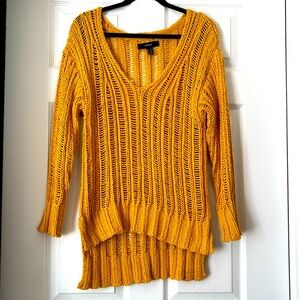 Forever 21 Knit Mustard Sweater
Size Medium